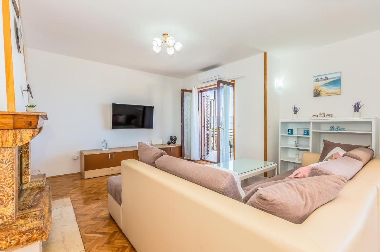 Adriatic Seaview Apartment Omiš Kültér fotó