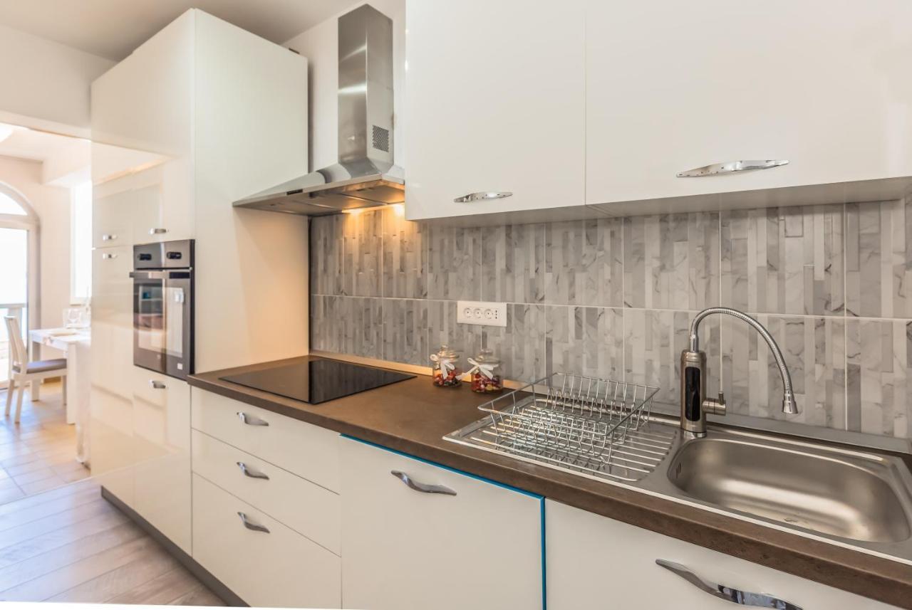 Adriatic Seaview Apartment Omiš Kültér fotó